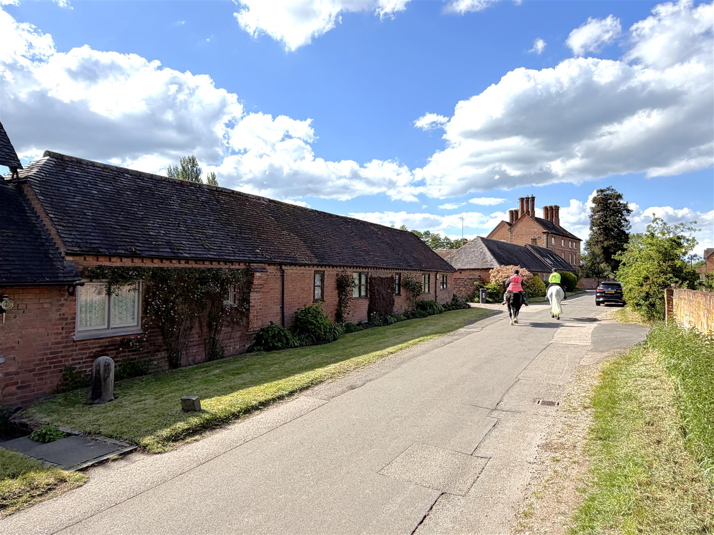 Sherbourne Court, Vicarage Lane, Sherbourne, Nr Warwick 2